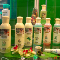 Этикетки на самоклеящейся  пленке